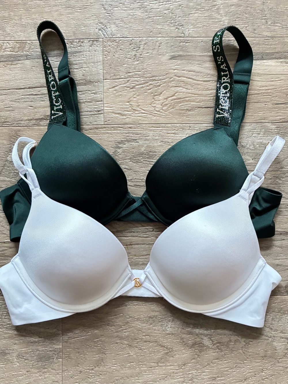 Victoria Secret 2 Satin Bombshell Push Up Bras Logo Shine Strap
